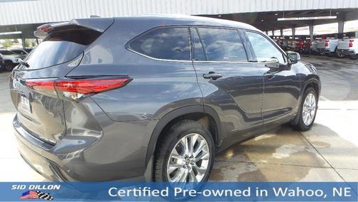 2022 Toyota Highlander Limited