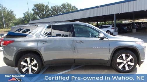 2021 Chevrolet Traverse LT Leather