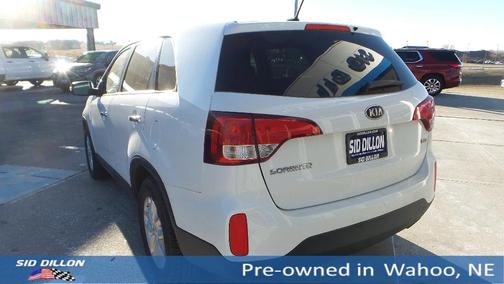 2015 Kia Sorento LX