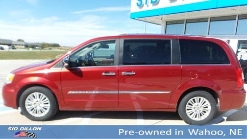 2013 Chrysler Town & Country Limited