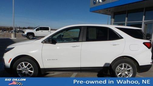 2023 Chevrolet Equinox LS