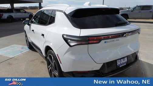 2026 Chevrolet Equinox EV LT 2