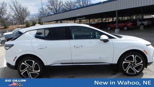 2026 Chevrolet Equinox EV LT 2