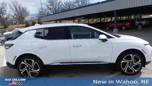 2026 Chevrolet Equinox EV LT 2