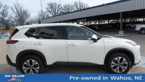 2021 Nissan Rogue SV