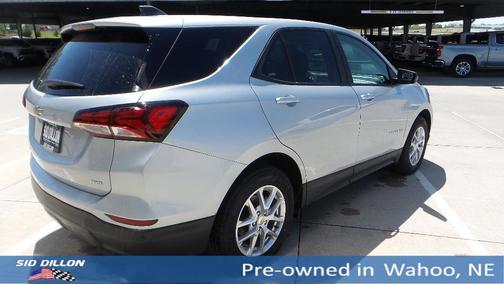 2022 Chevrolet Equinox LS