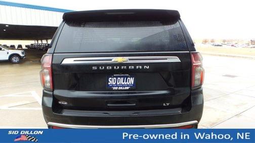 2023 Chevrolet Suburban LT