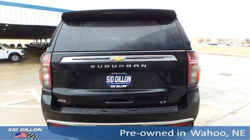 2023 Chevrolet Suburban LT