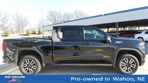 2024 GMC Sierra 1500 AT4