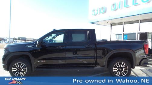 2024 GMC Sierra 1500 AT4