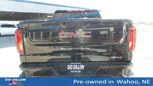 2024 GMC Sierra 1500 AT4