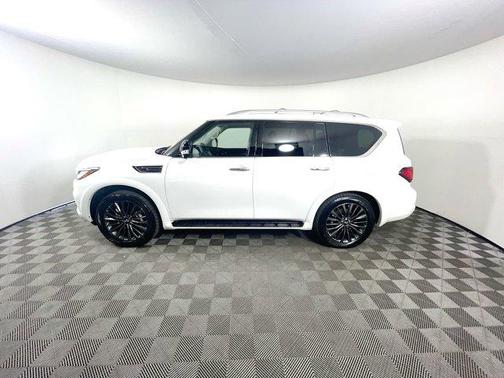 Photo 5 of 35 of 2021 INFINITI QX80 PREMIUM SELECT