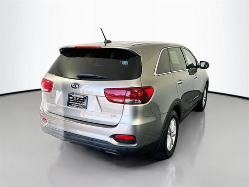 2019 Kia Sorento L