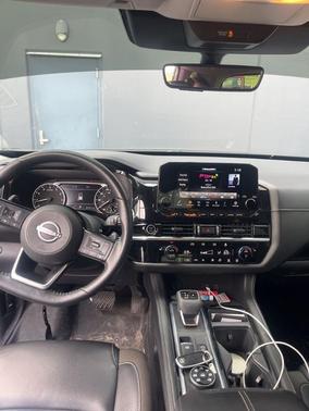 Black 2023 Nissan Pathfinder SL