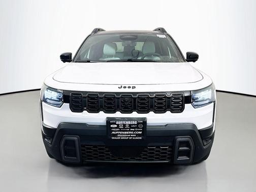 2026 Jeep Cherokee Overland