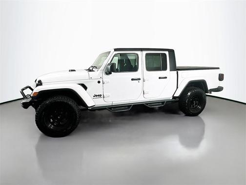 2022 Jeep Gladiator Sport