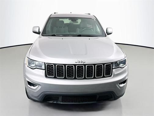 2019 Jeep Grand Cherokee Laredo E