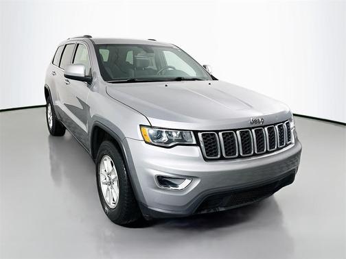 2019 Jeep Grand Cherokee Laredo E