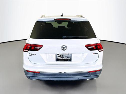 2019 Volkswagen Tiguan 2.0T SEL Premium