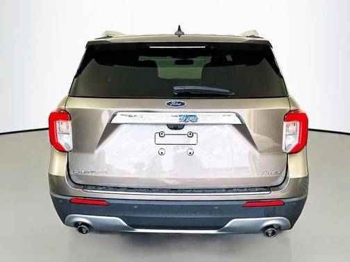 Stone Gray Metallic 2021 Ford Explorer Limited