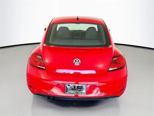 2019 Volkswagen Beetle 2.0T S