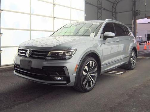 Pyrite Silver Metallic 2019 Volkswagen Tiguan 2.0T SEL Premium R-Line
