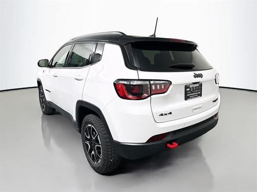 2026 Jeep Compass Trailhawk