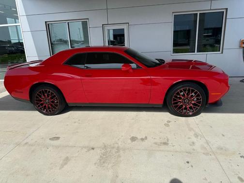 Torred Clearcoat 2022 Dodge Challenger GT