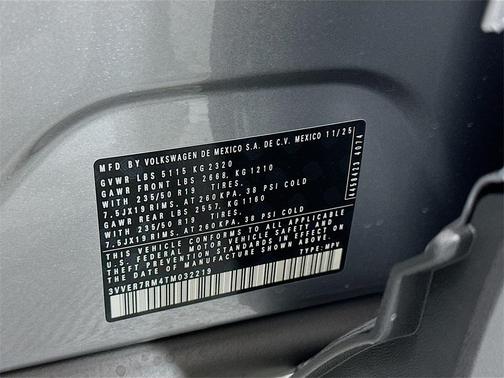 2026 Volkswagen Tiguan 2.0T SE