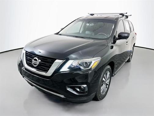 2020 Nissan Pathfinder SL