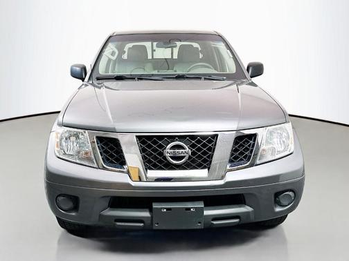 Gun Metallic 2019 Nissan Frontier SV
