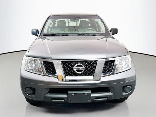 Gun Metallic 2019 Nissan Frontier SV