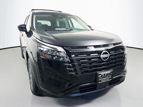 Black 2026 Nissan Pathfinder SV