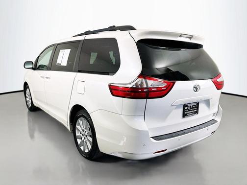 2015 Toyota Sienna XLE Premium