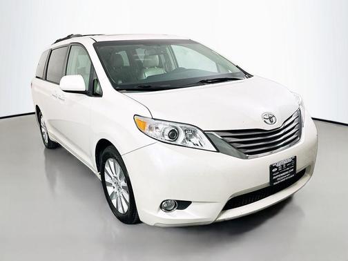 2015 Toyota Sienna XLE Premium
