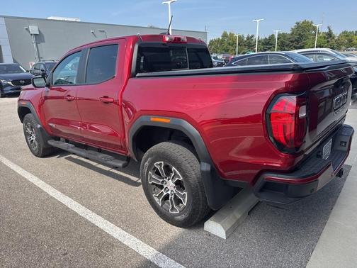2024 GMC Canyon AT4