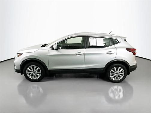 2020 Nissan Rogue Sport SV