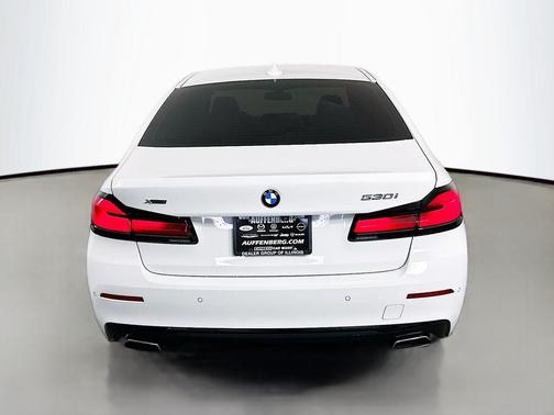 2021 BMW 530 i xDrive