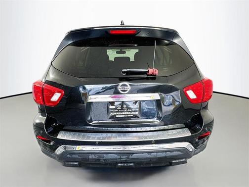 2020 Nissan Pathfinder SV