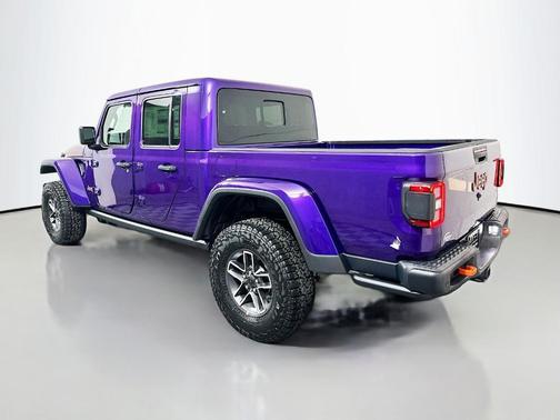 REIGN 2026 Jeep Gladiator Mojave