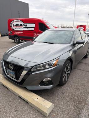 2022 Nissan Altima 2.5 SL