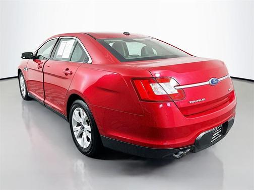 2011 Ford Taurus SEL
