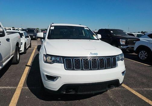 2019 Jeep Grand Cherokee Laredo E