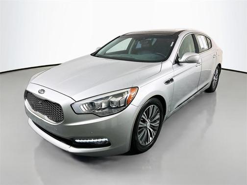 2017 Kia K900 Premium 3.8L