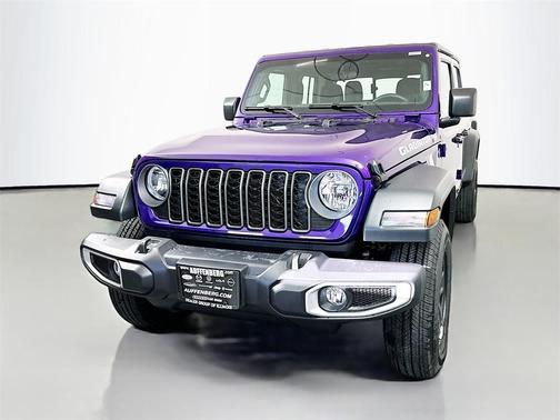 2026 Jeep Gladiator Sport