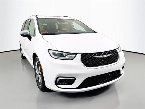 2026 Chrysler Pacifica Pinnacle