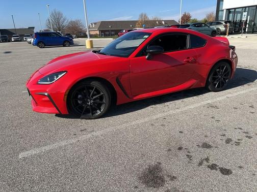 2025 Toyota GR86 Premium