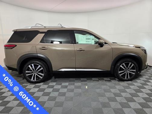 2025 Nissan Pathfinder Platinum