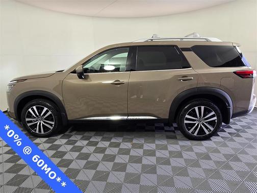 2025 Nissan Pathfinder Platinum