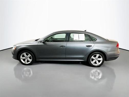 2013 Volkswagen Passat 2.5 SE